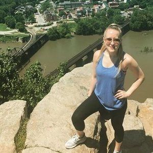 Meet your Posher, Jenna